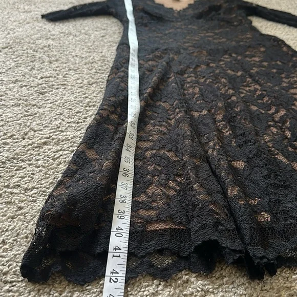 NWOT Cabi Black Lace Dress size M fully lined - Picture 12 of 14